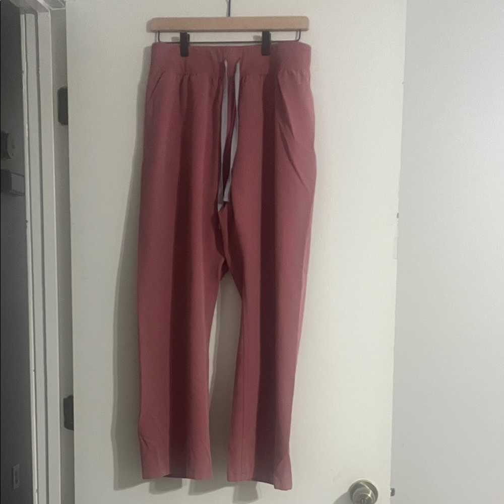 Women’s Figs Mauve Pink Scrub Pants